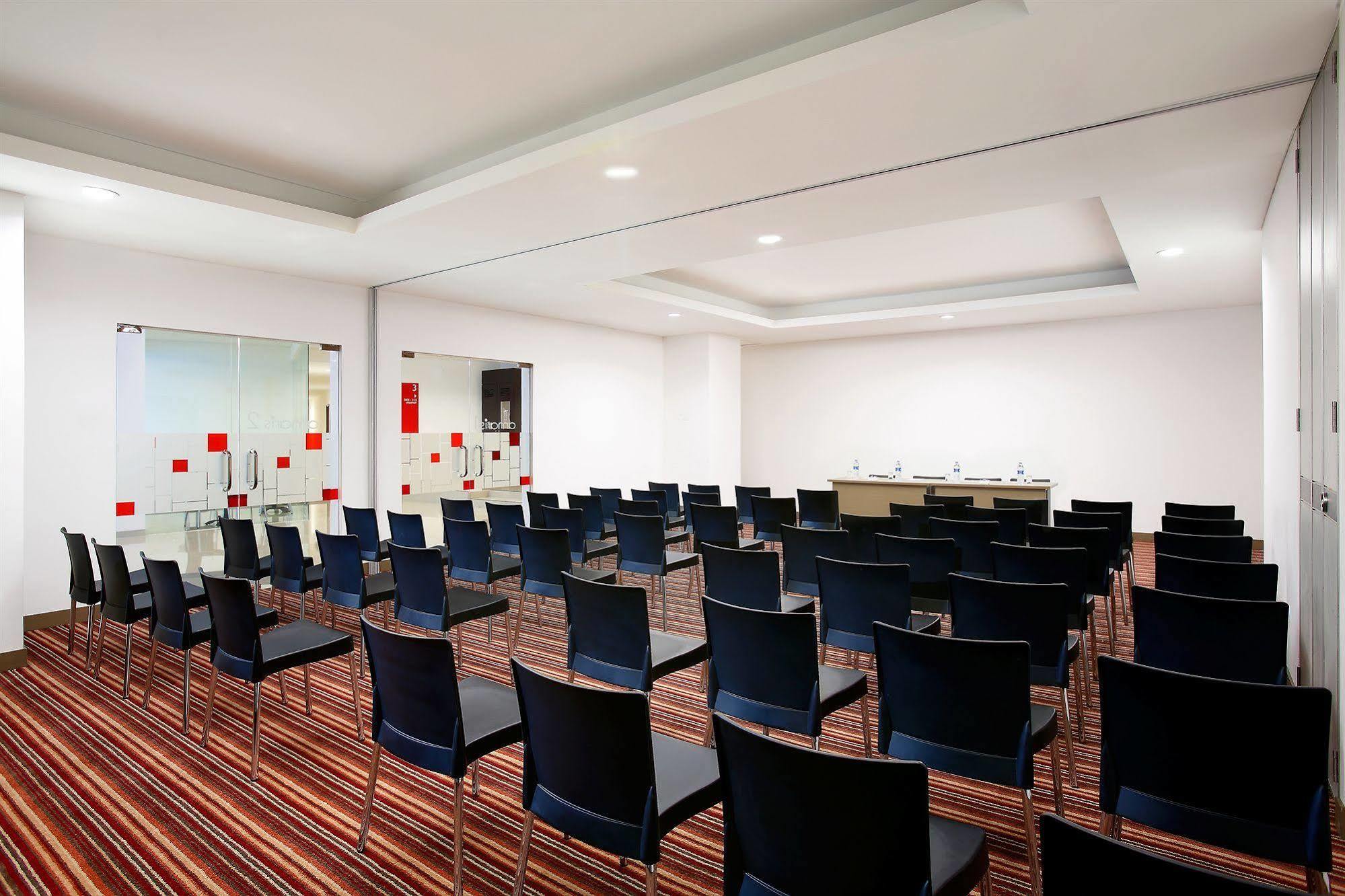 Amaris Hotel Seasons City Jacarta Exterior foto